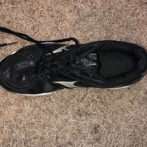 volleyball shoes